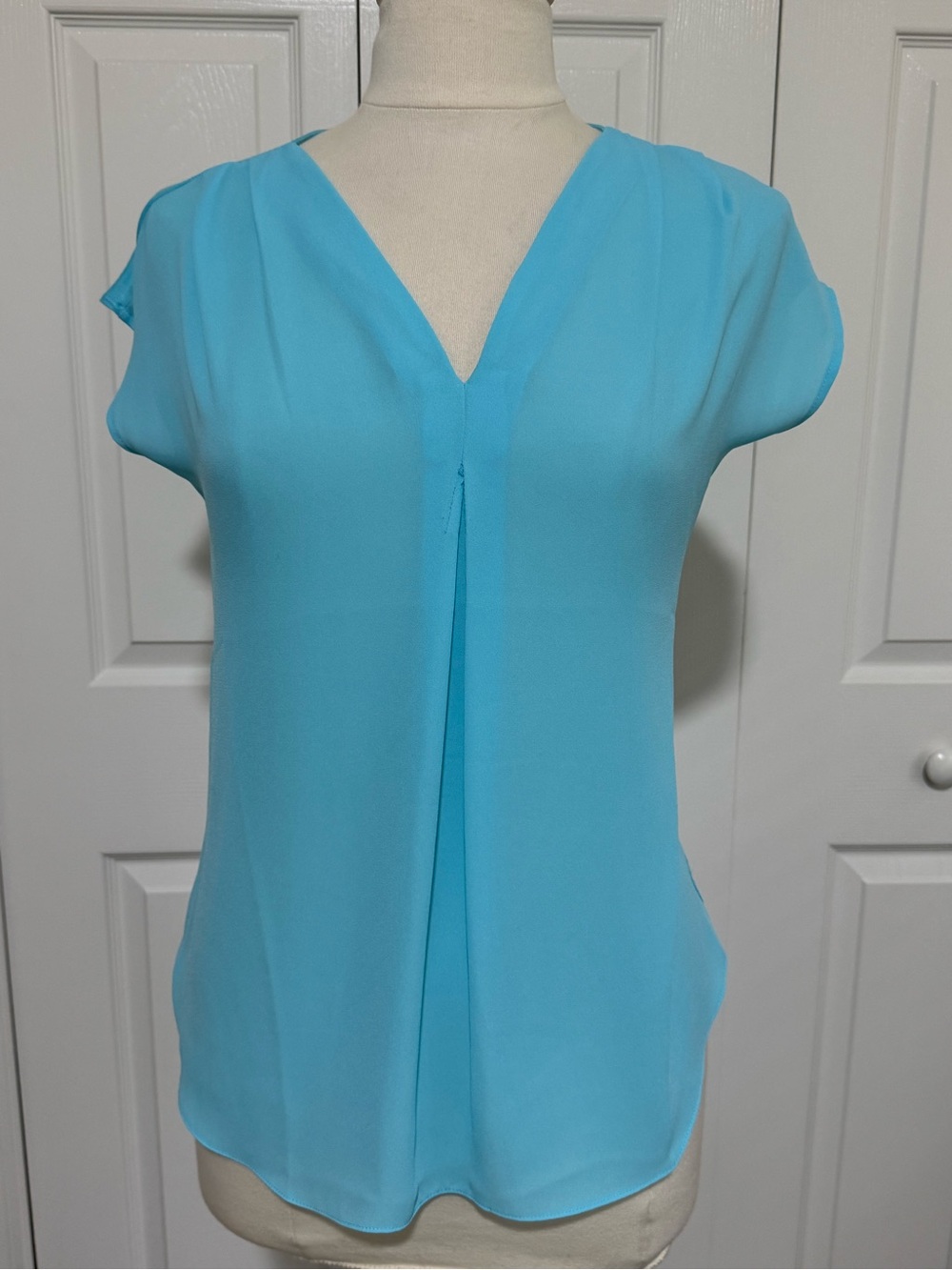 INC International Concepts Sky Blue V-Neck Short Sleeve Blouse